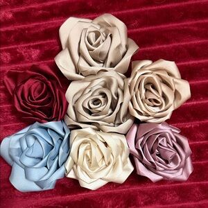 Elegant Ribbon Rose Set